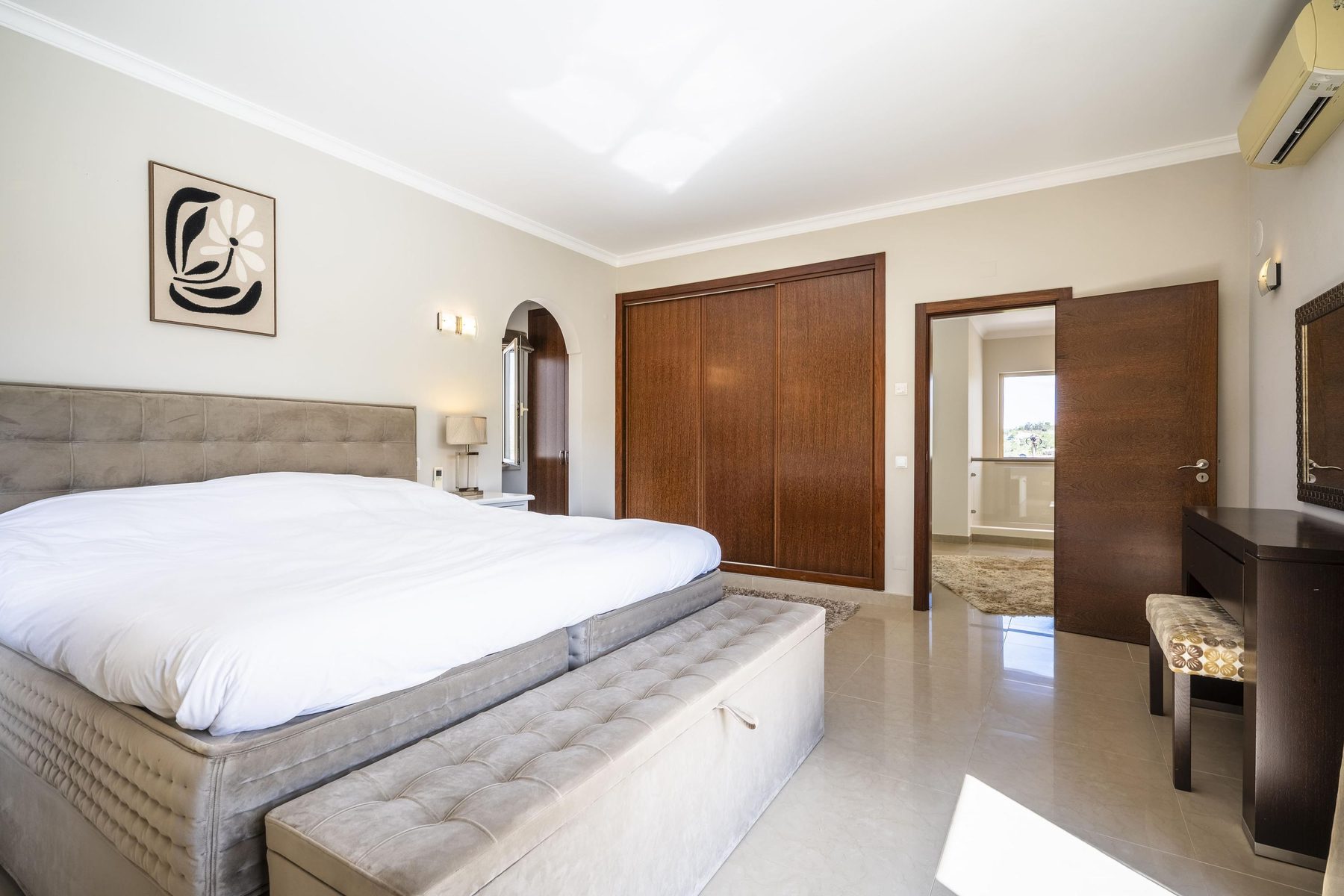 ALTE Villa T4 Loulé image 23