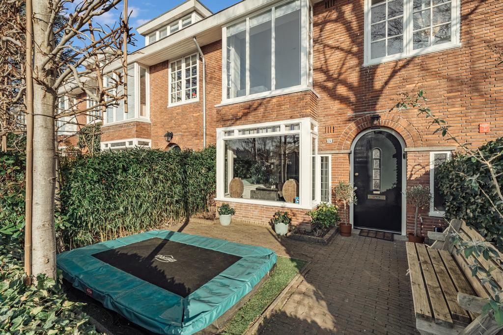 AMSTELVEEN Charlotte van Montpensierlaan 24 