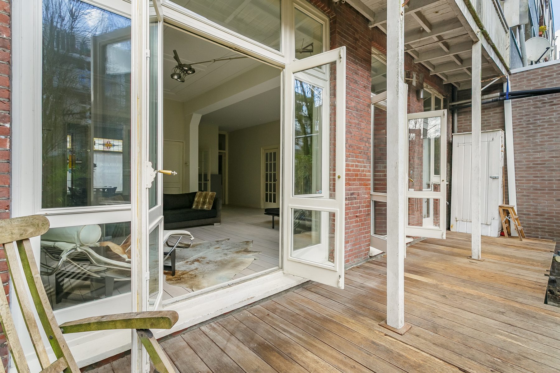 AMSTERDAM Admiraal De Ruijterweg 126 Himage 18