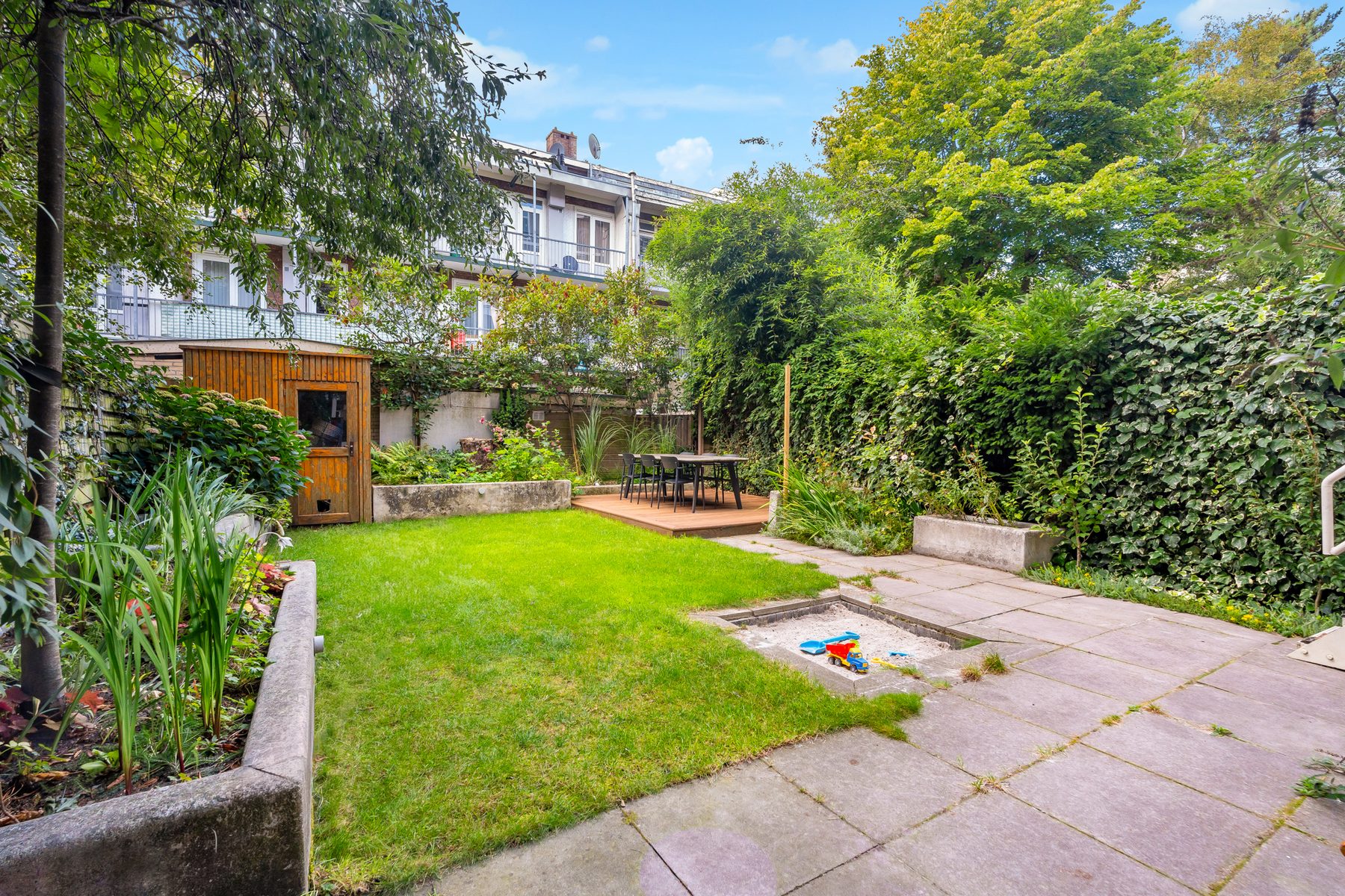 
    Admiraal De Ruijterweg 131 H|Amsterdam
