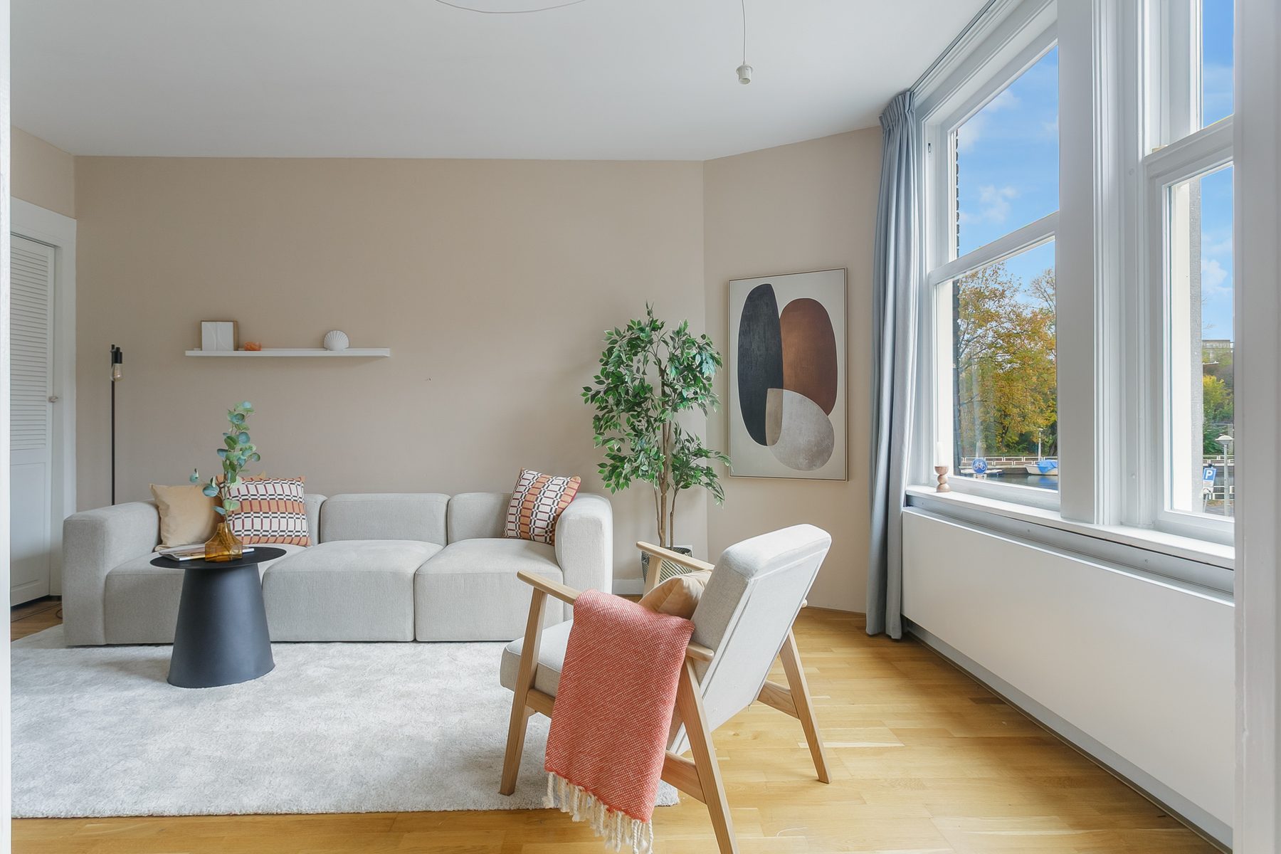 
    Andreas Schelfhoutstraat 63-1|Amsterdam
