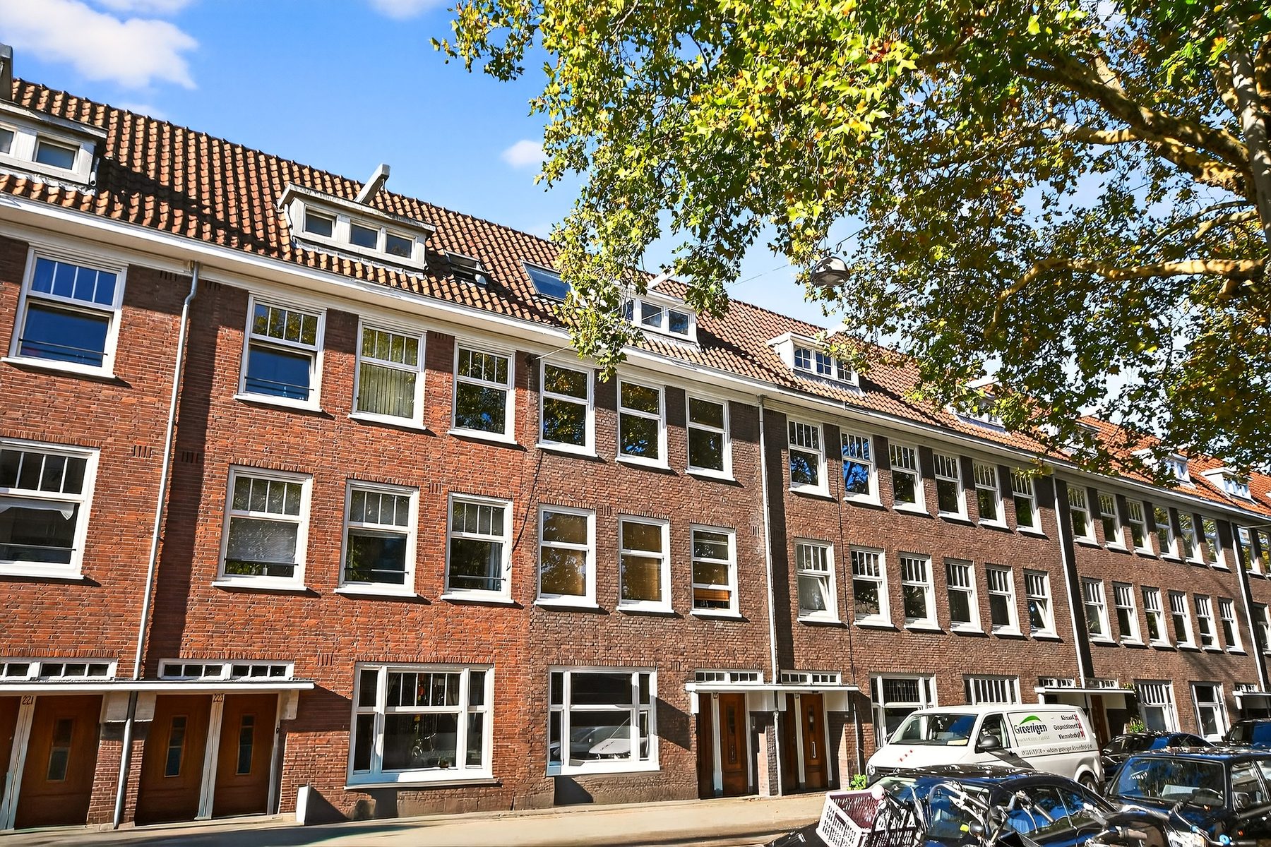 AMSTERDAM Bestevâerstraat 225-2