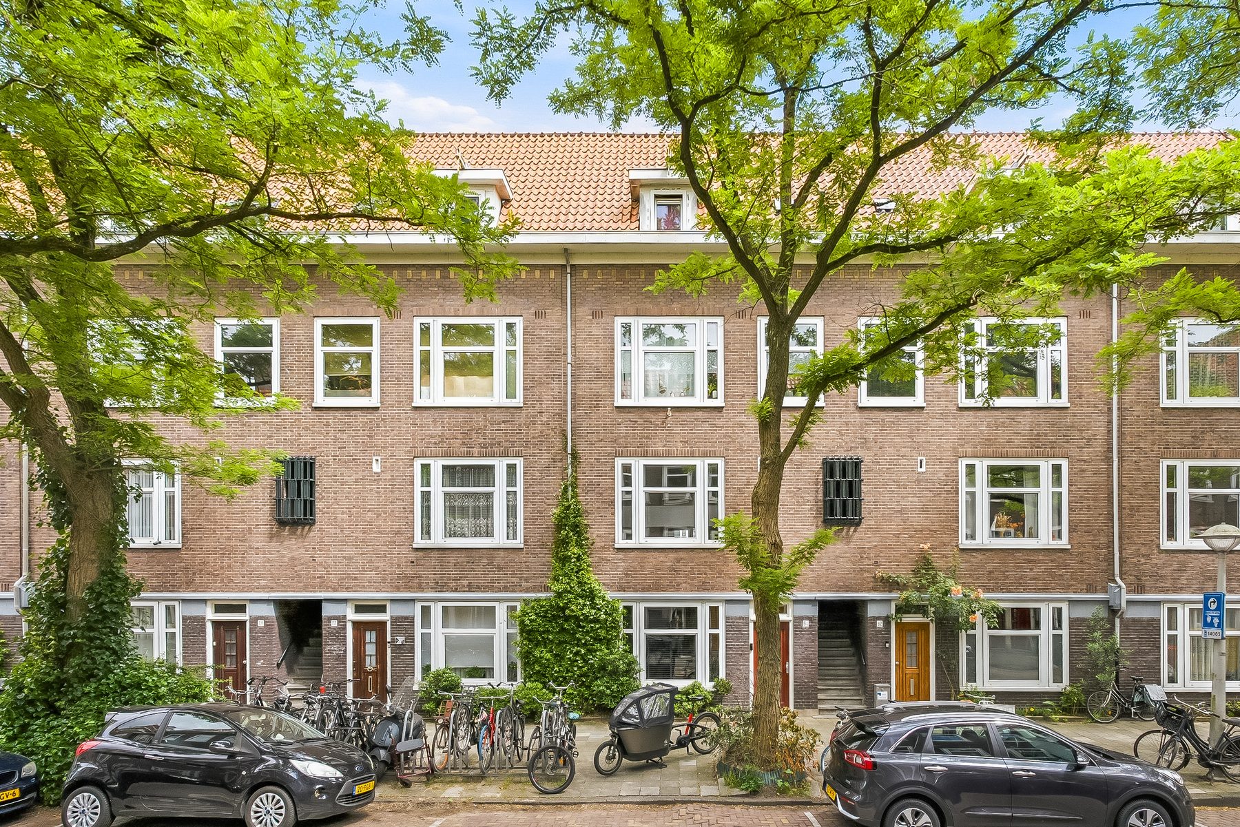
    Bonairestraat 64 H|Amsterdam
