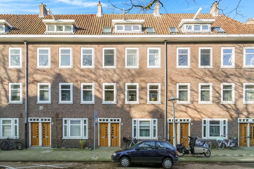 
    Bonairestraat 65-1|Amsterdam
