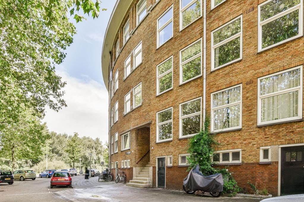 
    Bos en Lommerweg 5 H|Amsterdam
