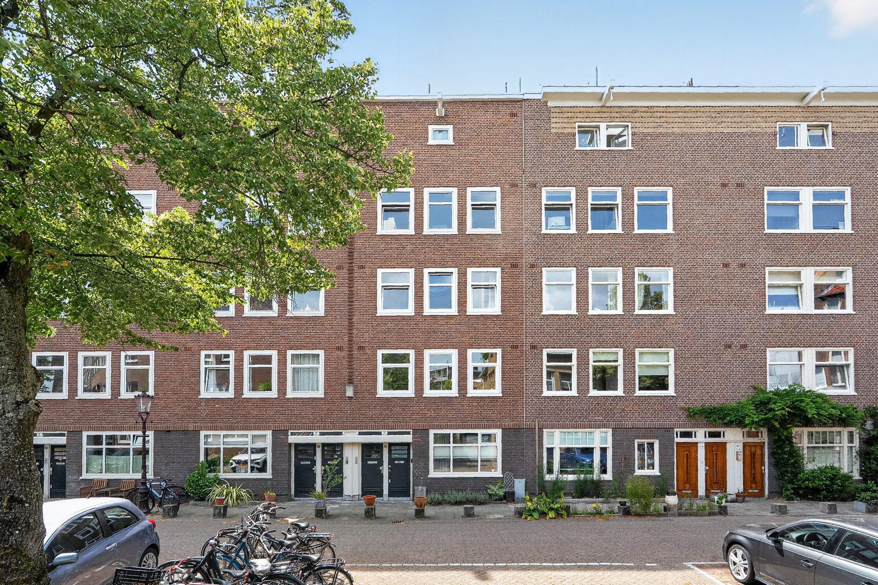 
    De Kempenaerstraat 62 H|Amsterdam
