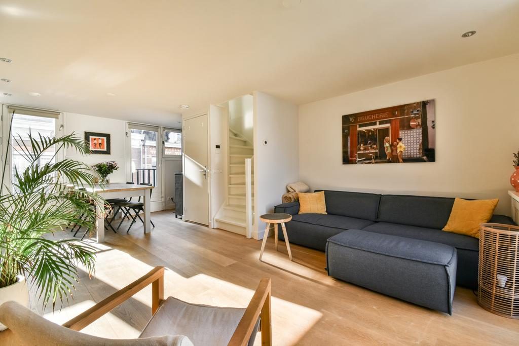 AMSTERDAM Egelantiersstraat 128 D