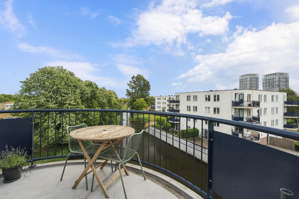 
    Gutserstraat 59|Amsterdam
