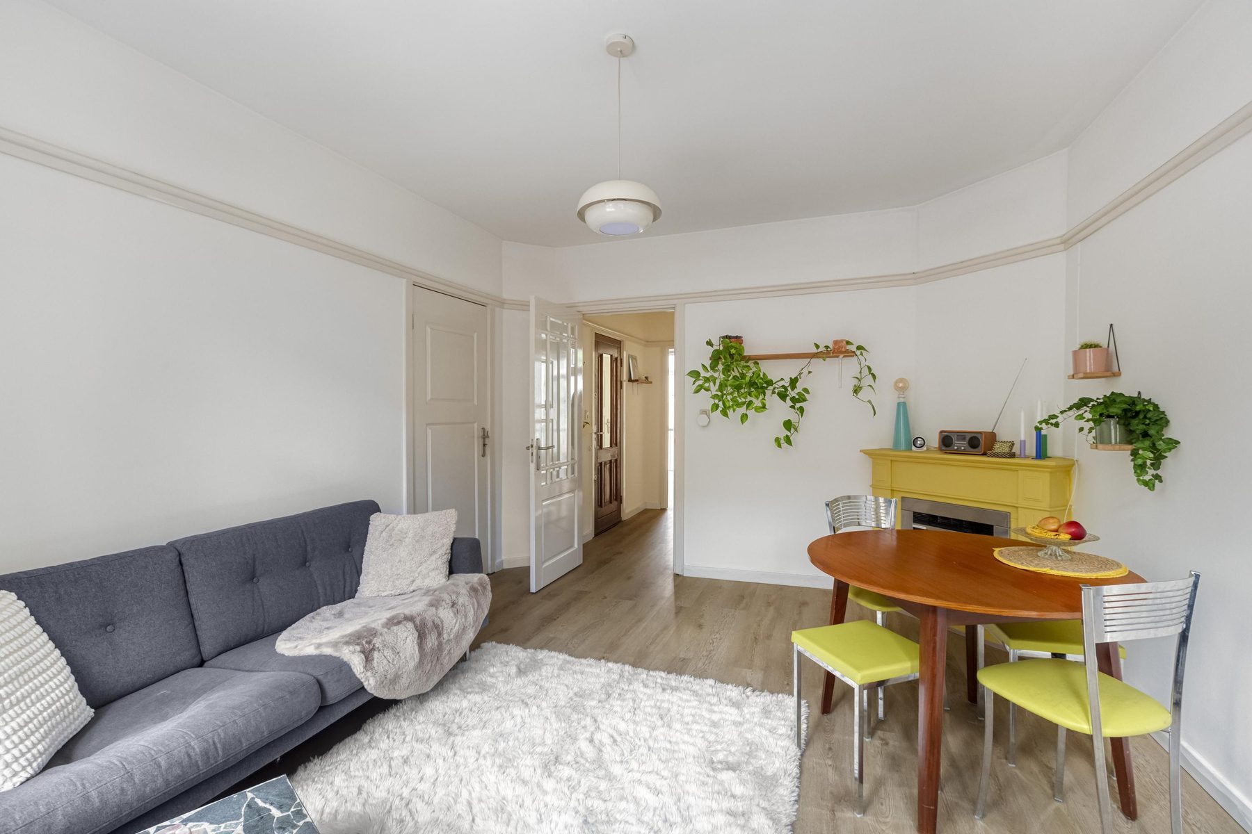 
    Haarlemmermeerstraat 134-2|Amsterdam
