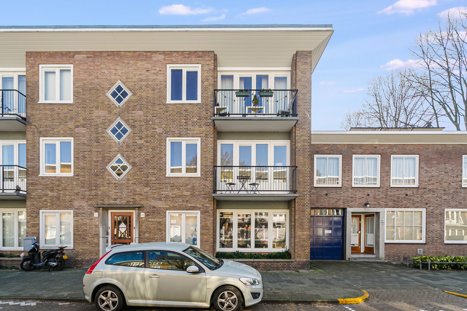 AMSTERDAM Helmholtzstraat 68-1