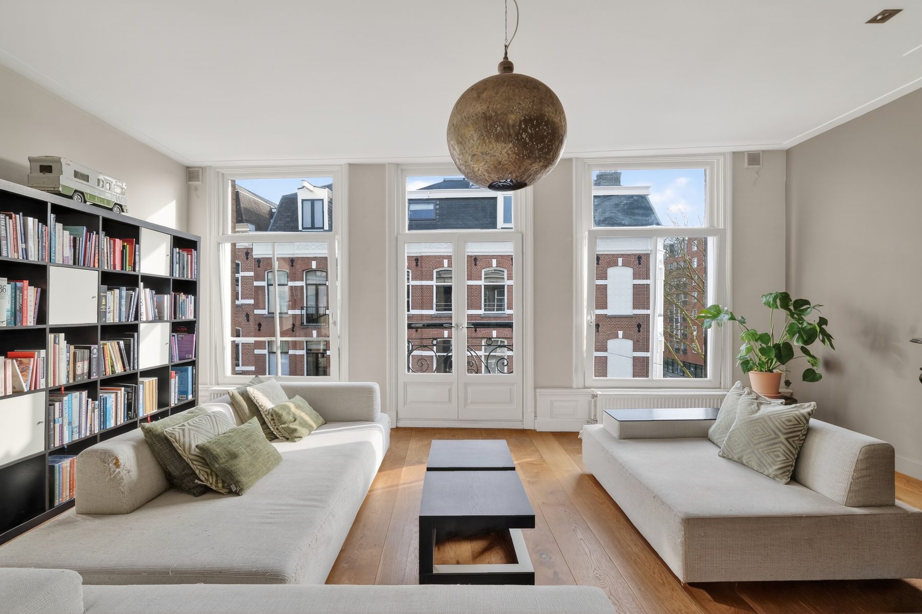 
    Hemonystraat 68 B|Amsterdam
