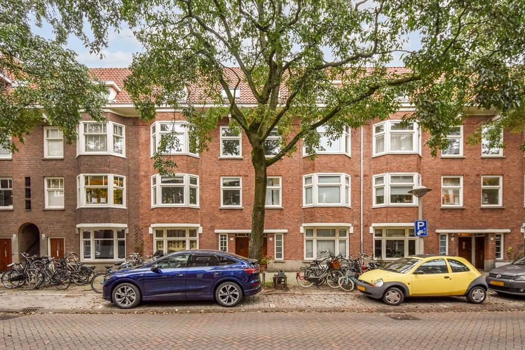 AMSTERDAM Hillegomstraat 38-2