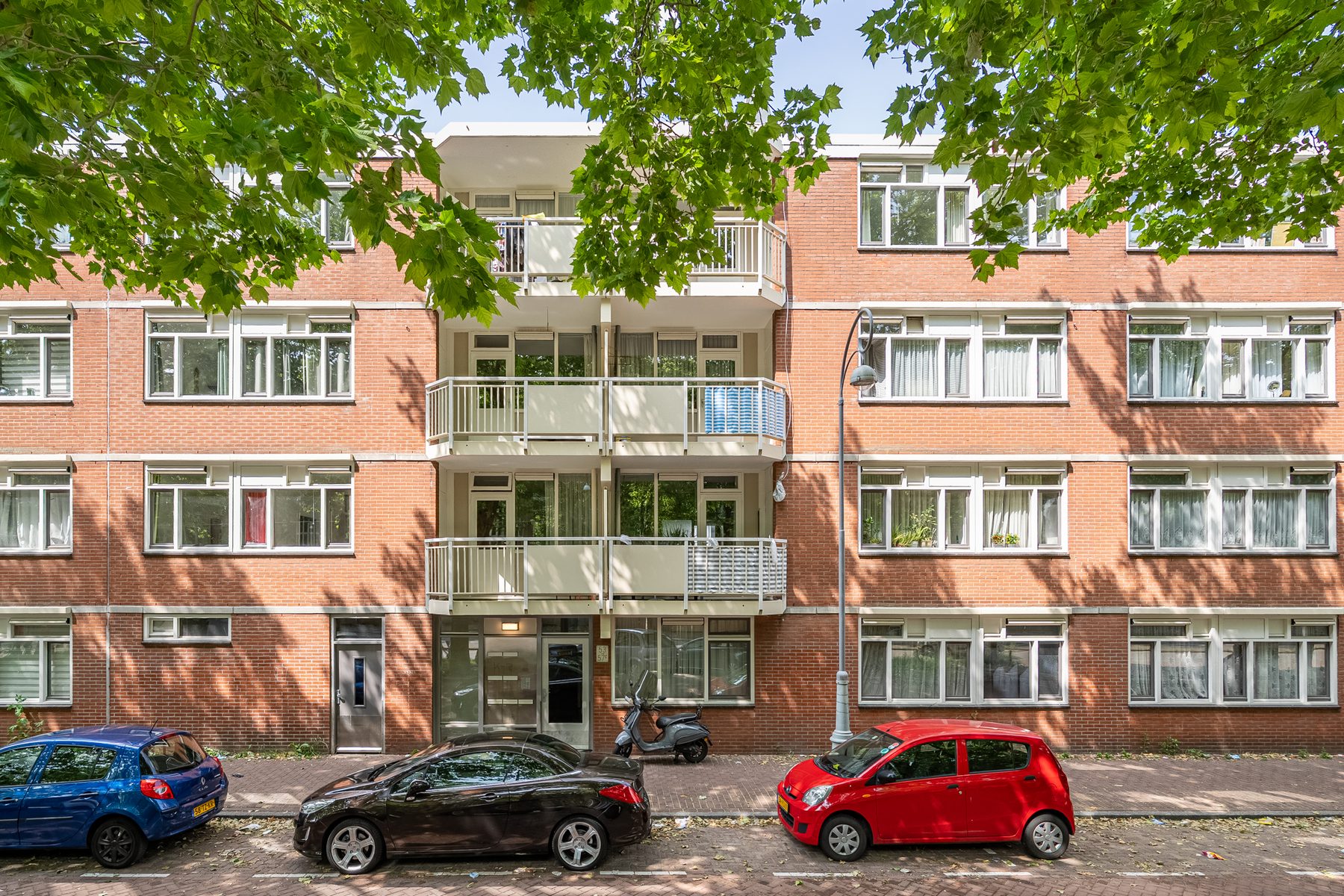 AMSTERDAM Insulindeweg 57 C