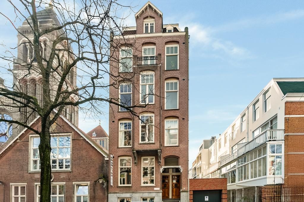 AMSTERDAM Jacob Obrechtstraat 24-2