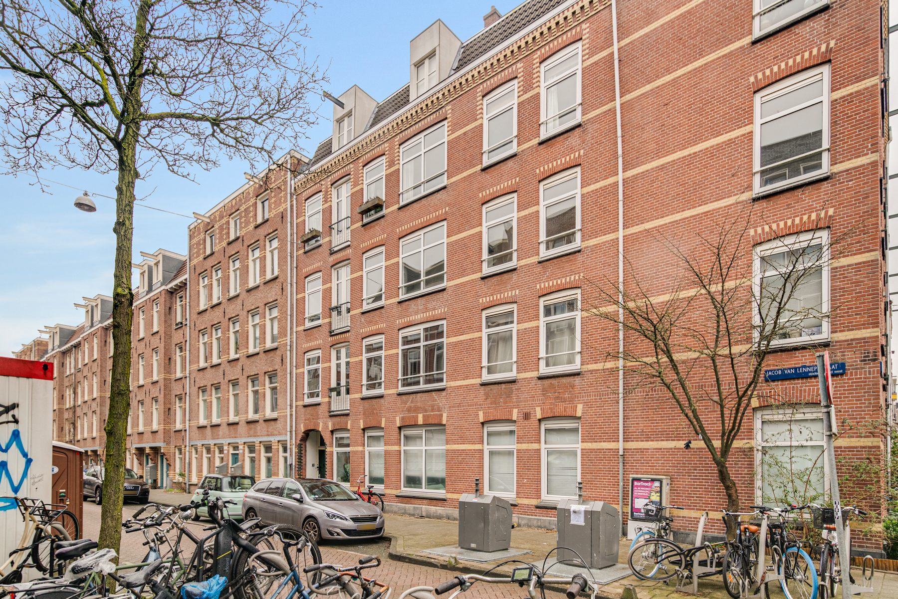 
    Jacob van Lennepstraat 326-2|Amsterdam
