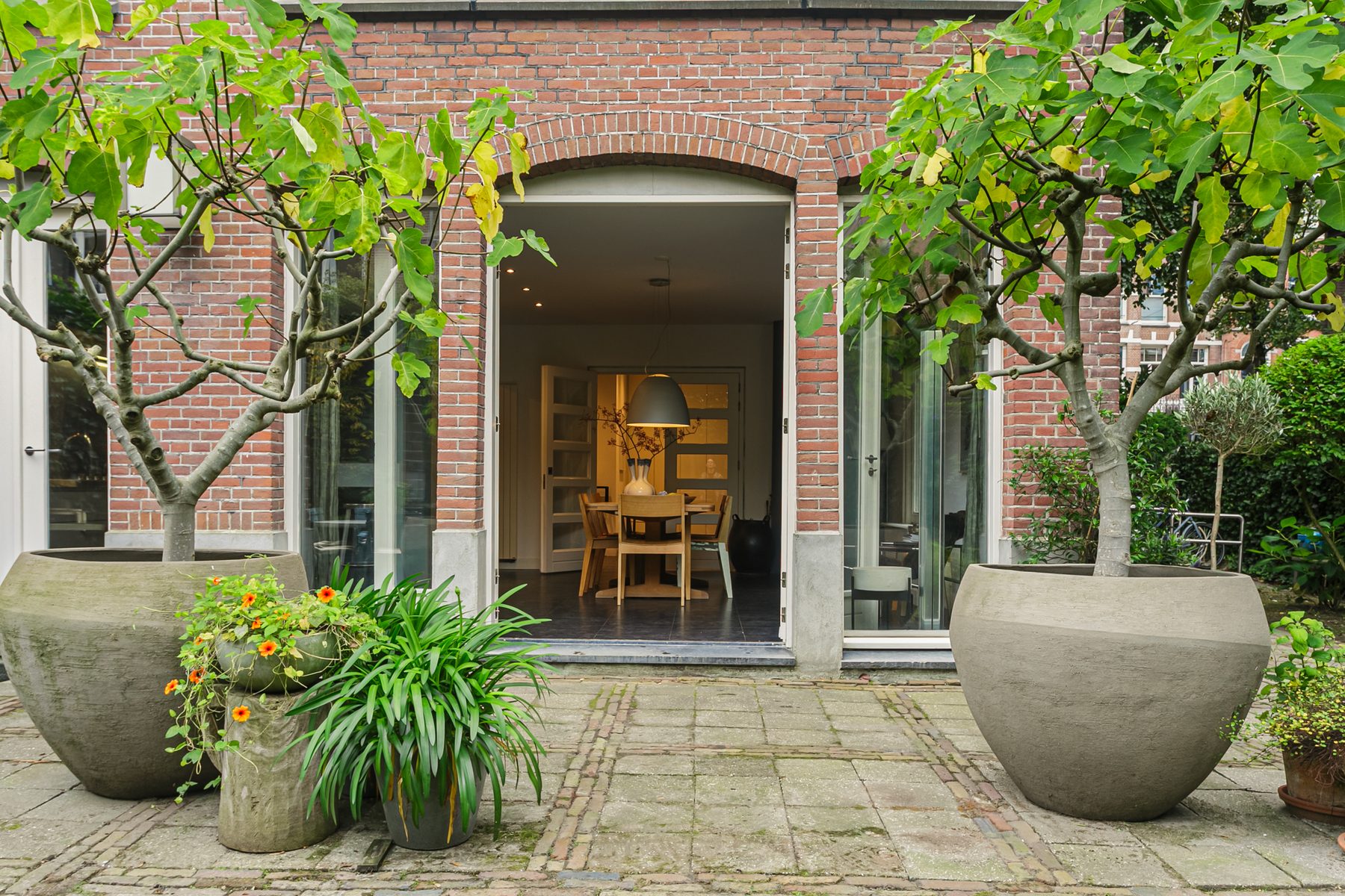 
    Koninginneweg 136 H|Amsterdam
