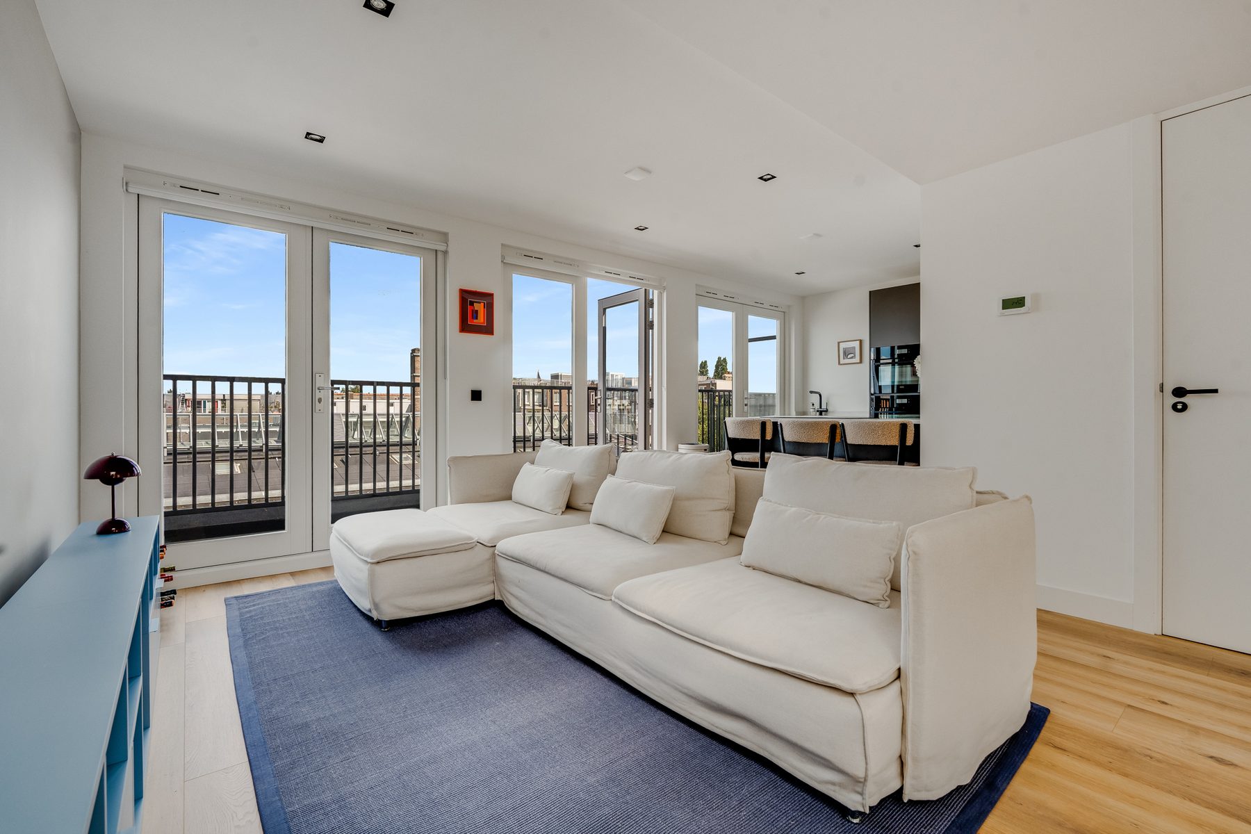 
    Lodewijk Boisotstraat 12-4|Amsterdam

