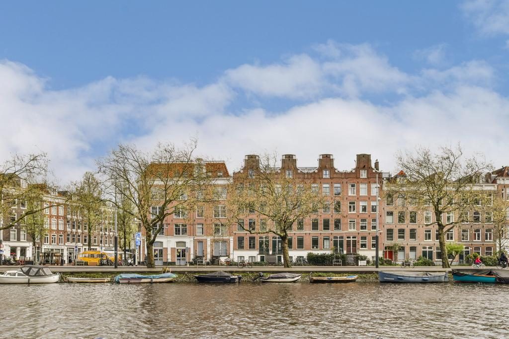 
    Mauritskade 106 B|Amsterdam
