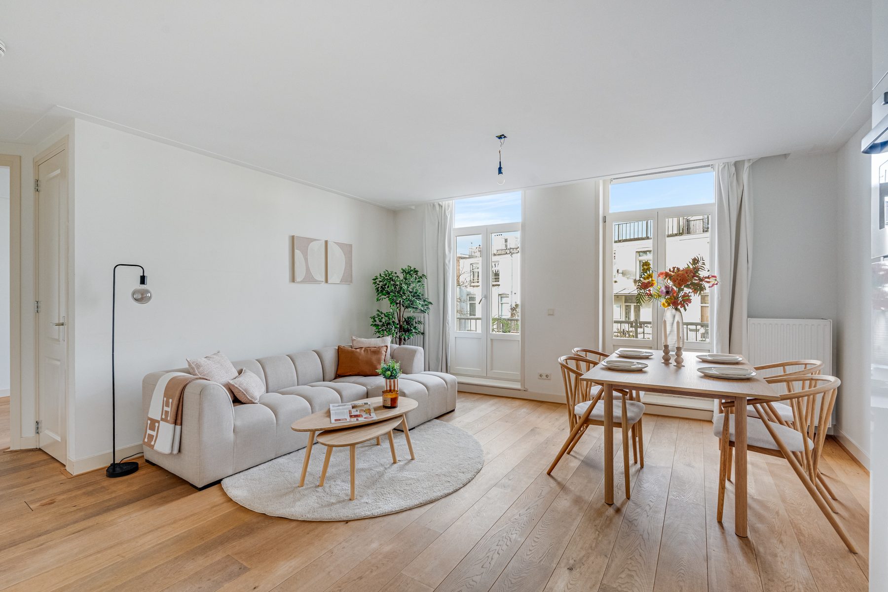 
    Nassaukade 147 G|Amsterdam
