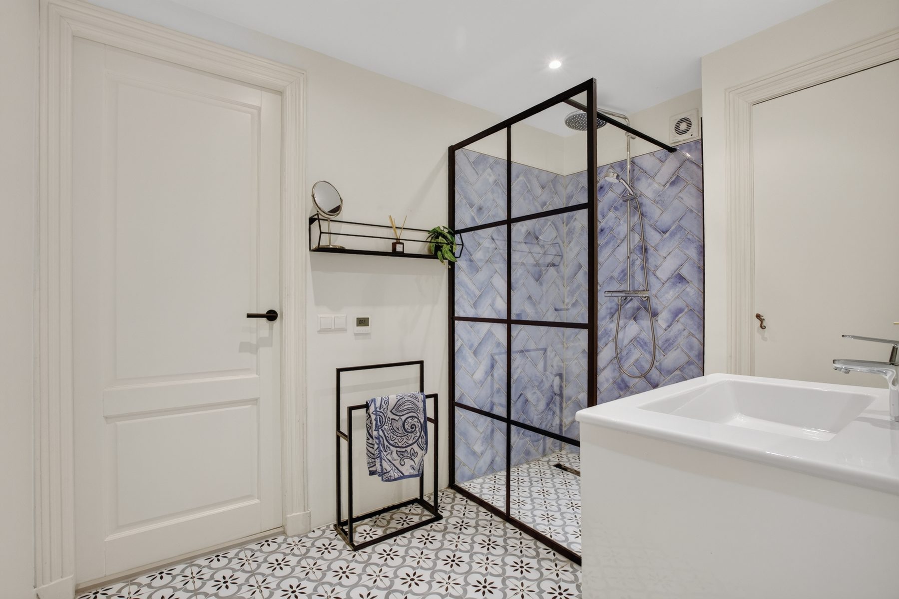 AMSTERDAM Nieuwe Leliestraat 138 Aimage 32