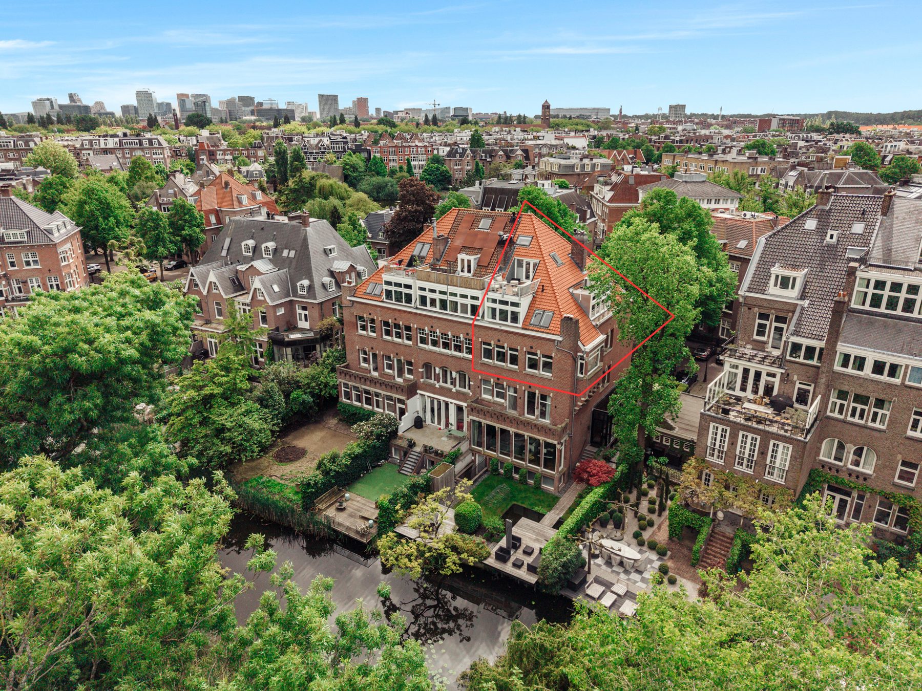 
    Oranje Nassaulaan 50-2|Amsterdam
