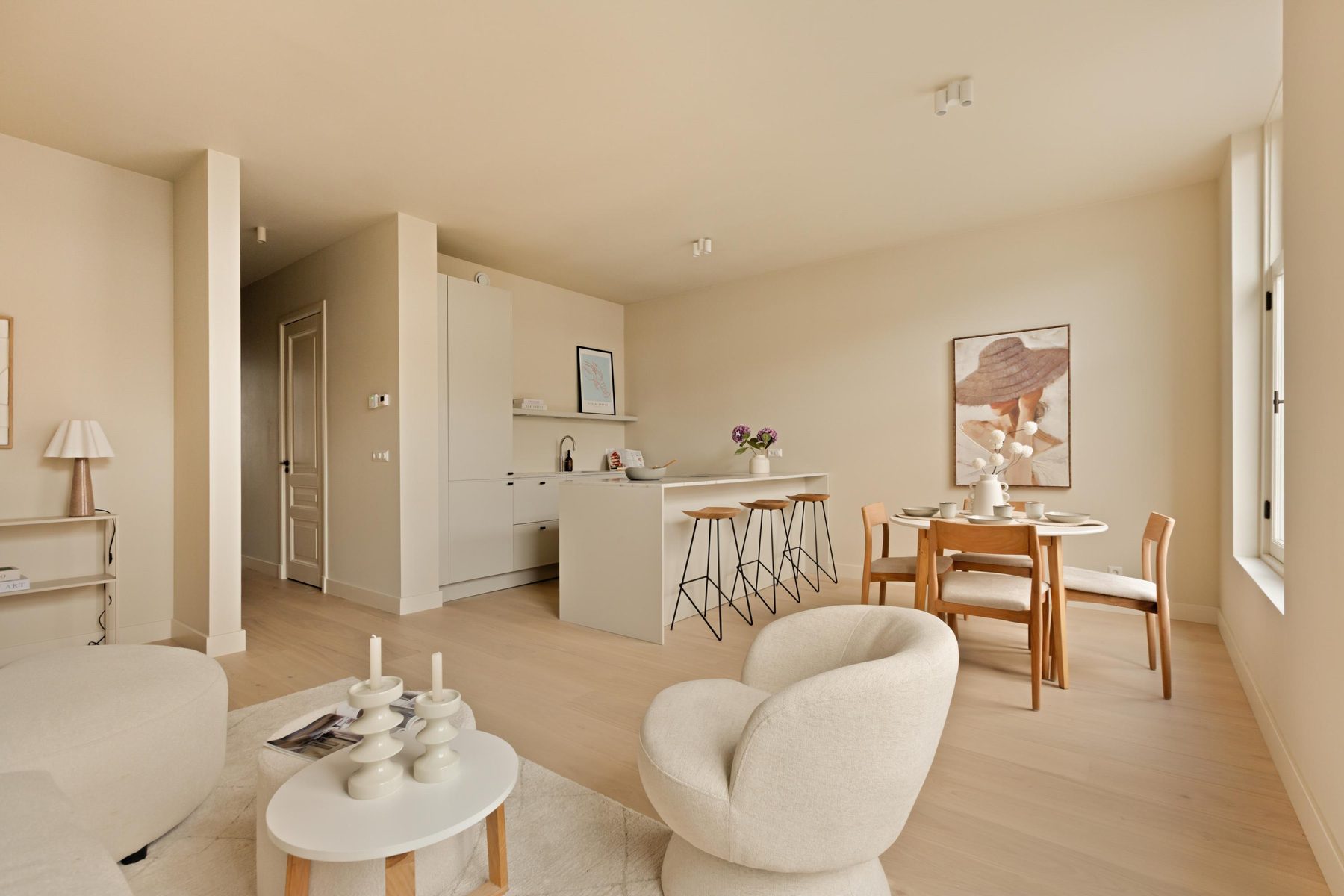 
    Pieter Cornelisz. Hooftstraat 35-2|Amsterdam
