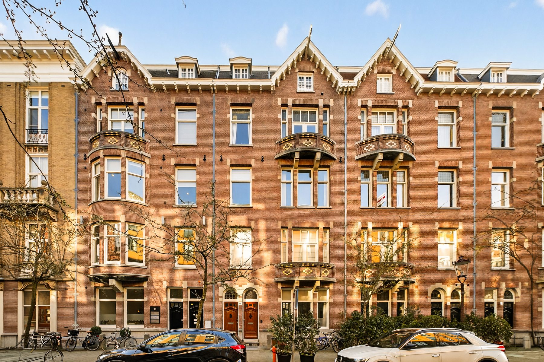 
    Pieter de Hoochstraat 16-4|Amsterdam
