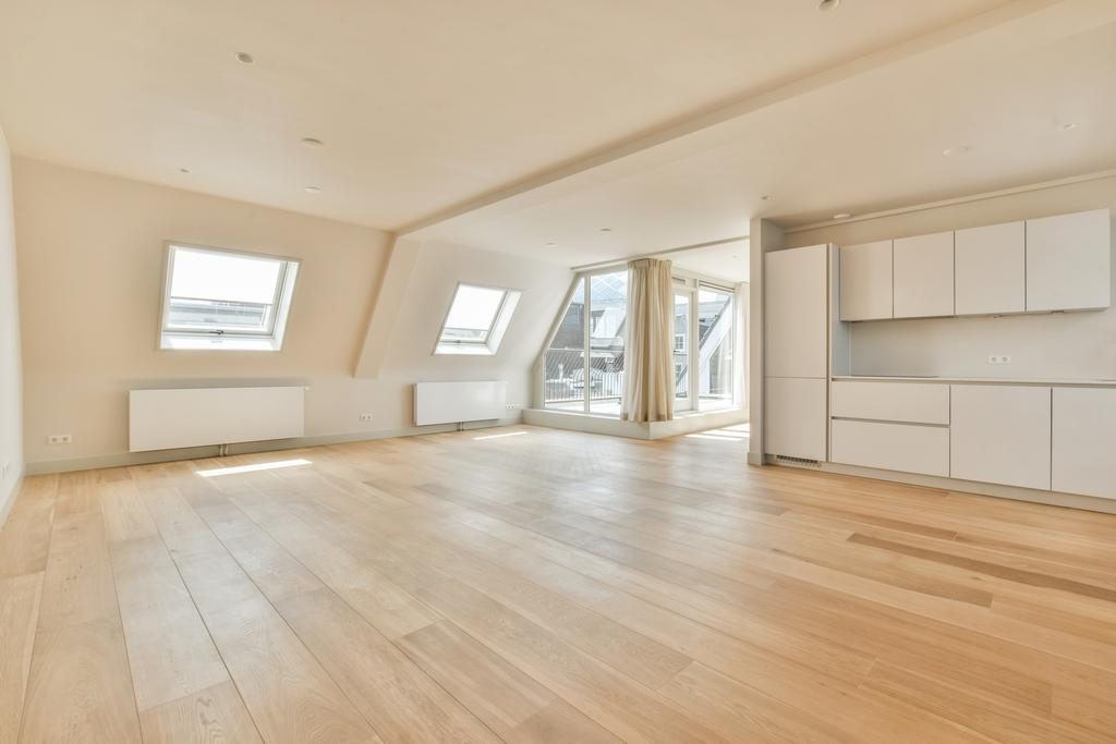 AMSTERDAM Pieter Jacobszstraat 12 D