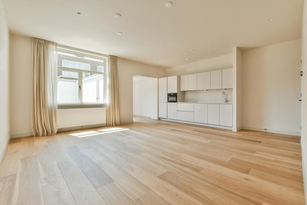 AMSTERDAM Pieter Jacobszstraat 14 C