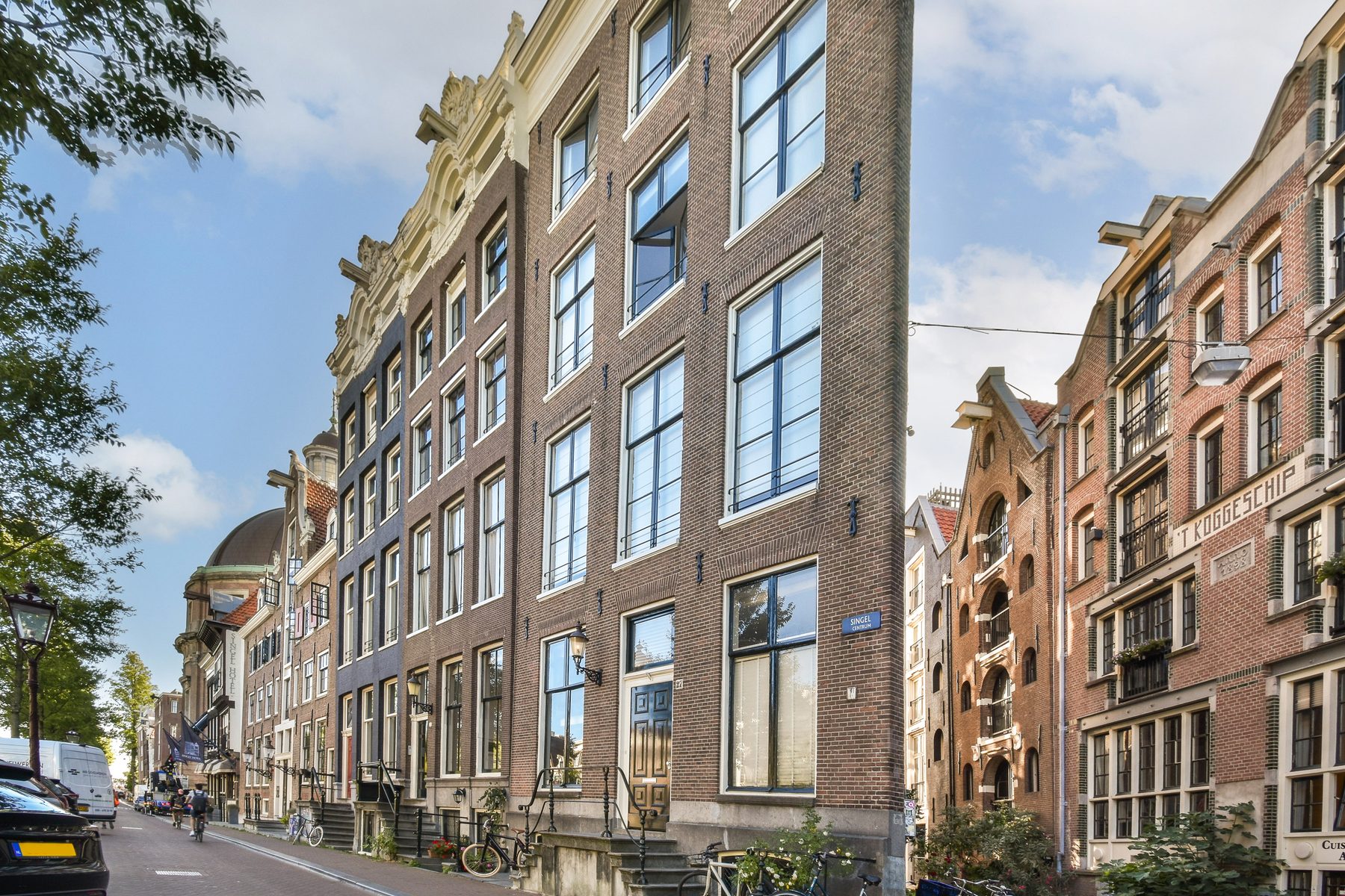 
    Singel 25 A|Amsterdam
