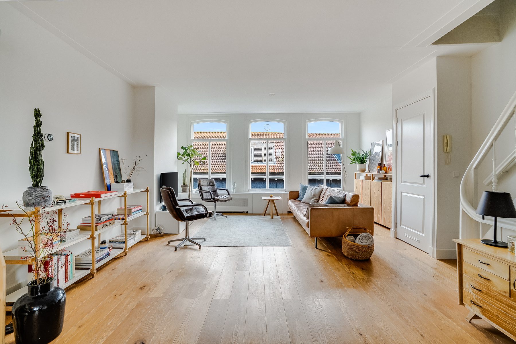 
    Sint Willibrordusdwarsstraat 2-3|Amsterdam
