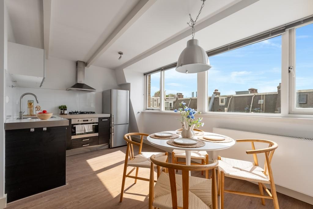 AMSTERDAM Sint Willibrordusstraat 73-4