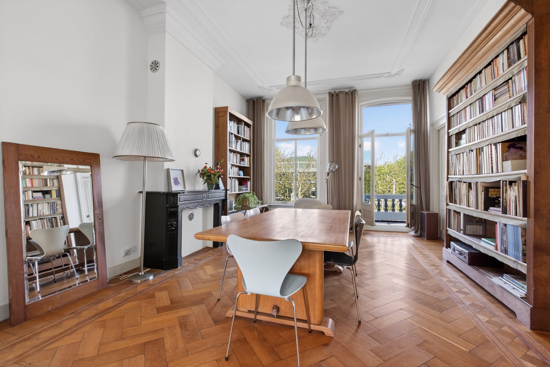 
    Stadhouderskade 149-1|Amsterdam
