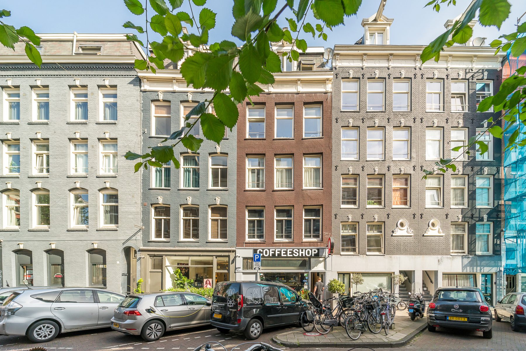 
    Tweede Jan van der Heijdenstraat 43-3|Amsterdam
