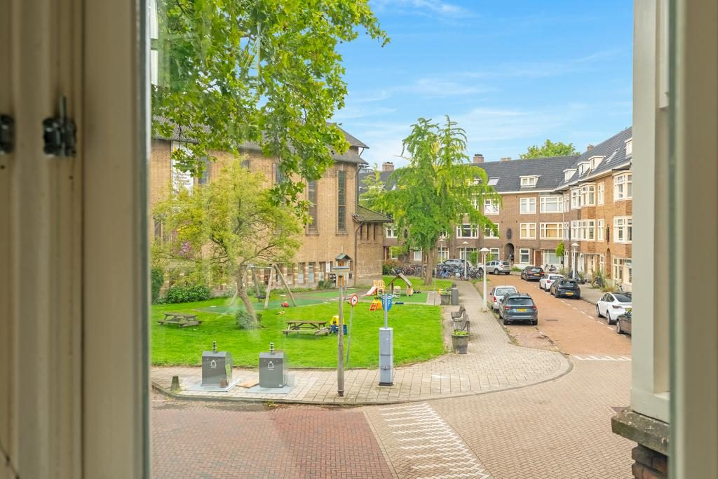 AMSTERDAM Uiterwaardenstraat 350-1