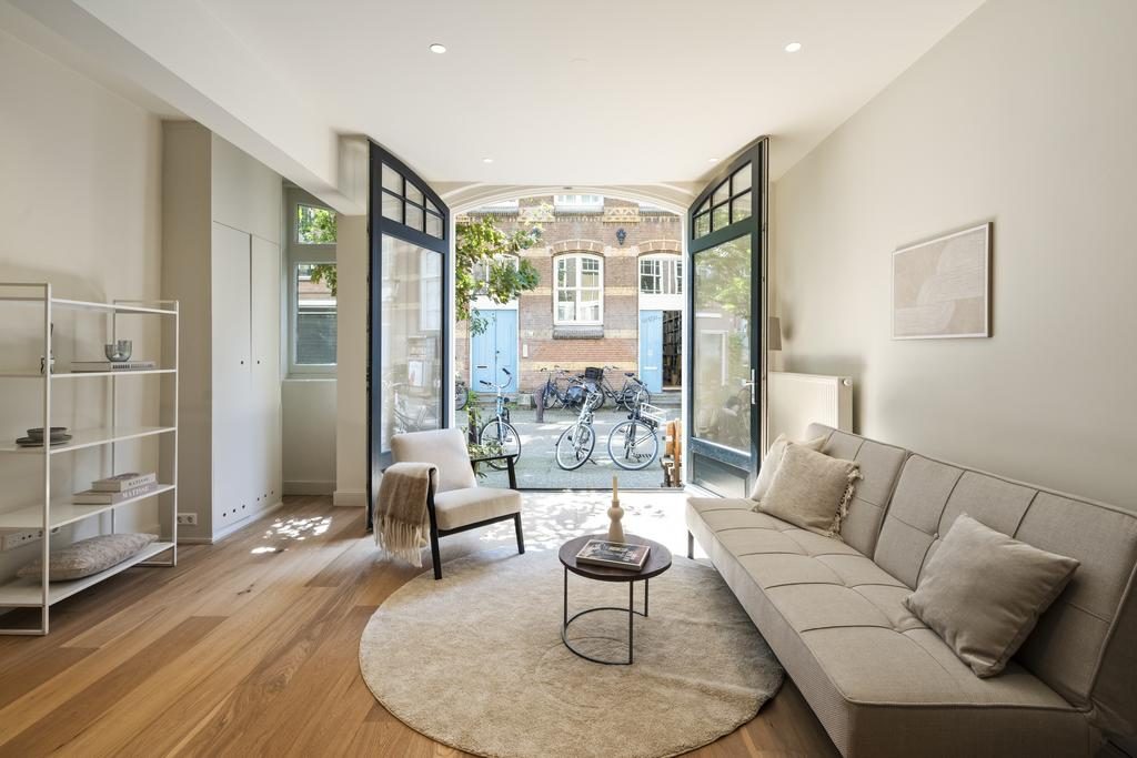AMSTERDAM Utrechtsedwarsstraat 17 A