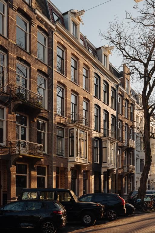 AMSTERDAM Van Breestraat 183 A