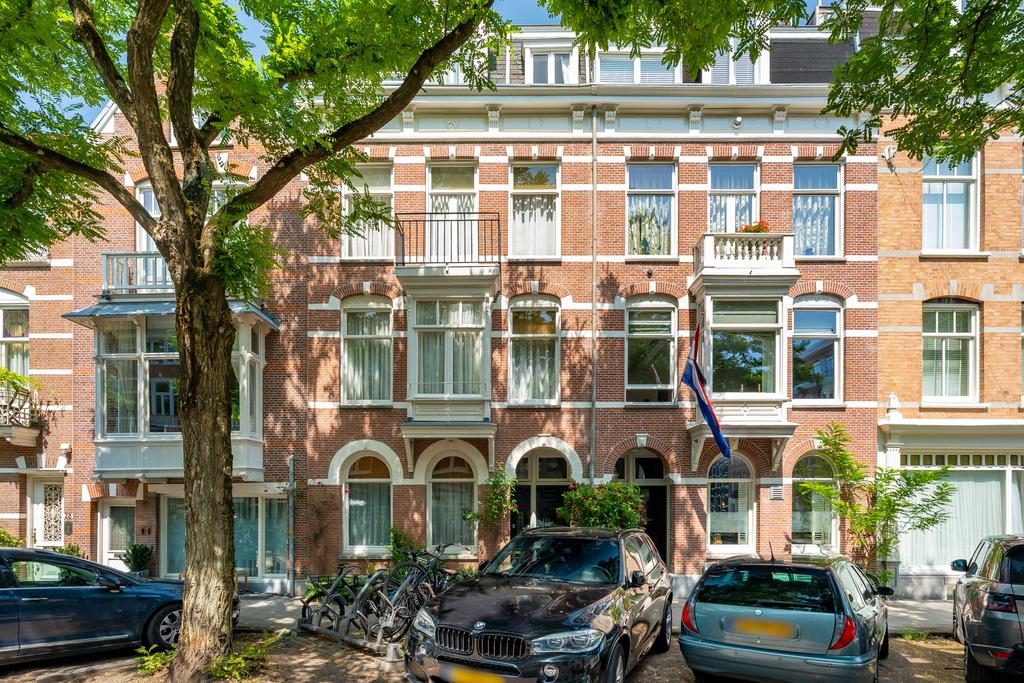 
    Van Breestraat 24-2|Amsterdam
