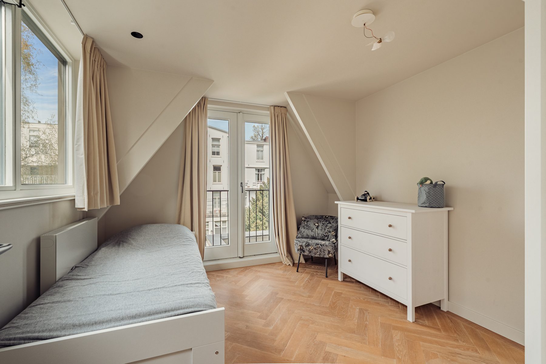 AMSTERDAM Van Breestraat 44image 37