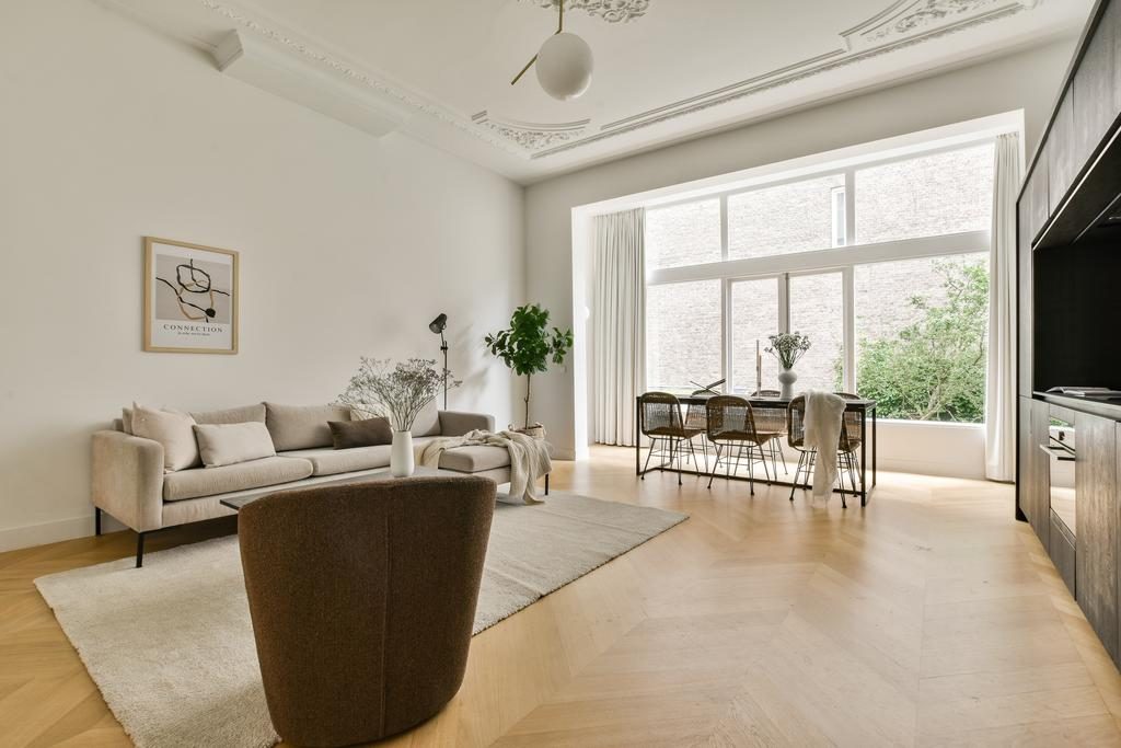 AMSTERDAM Van Breestraat 73 B