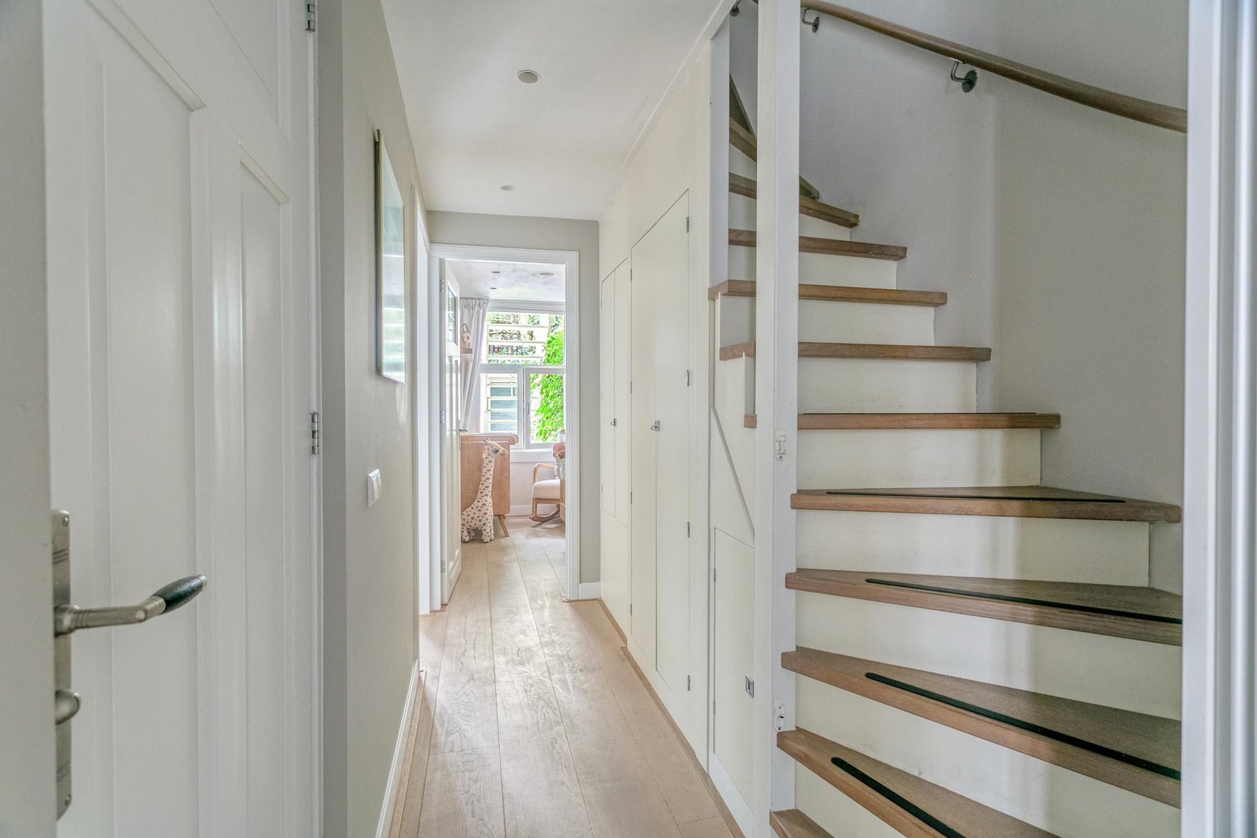 AMSTERDAM Van Eeghenstraat 12 Himage 15