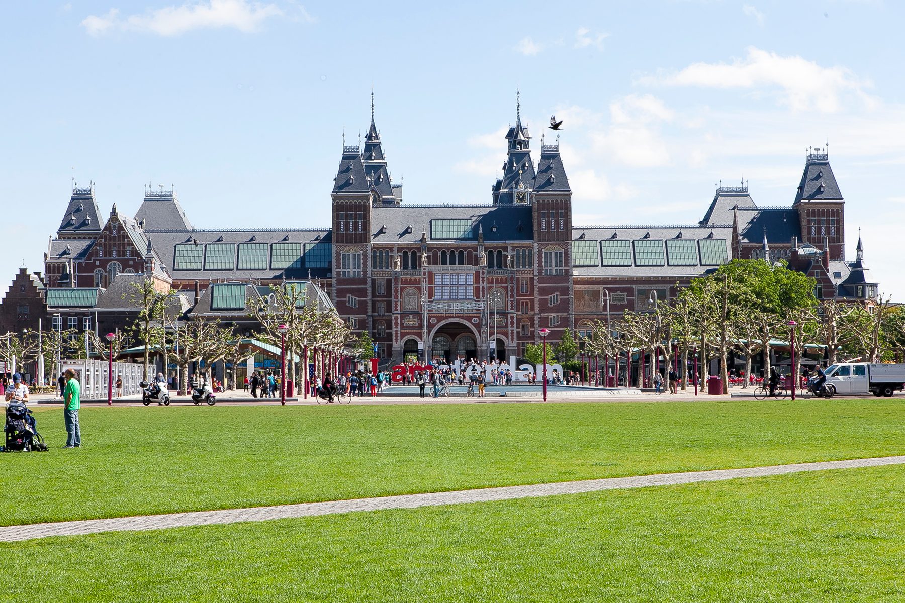 AMSTERDAM Van Eeghenstraat 12 Himage 32