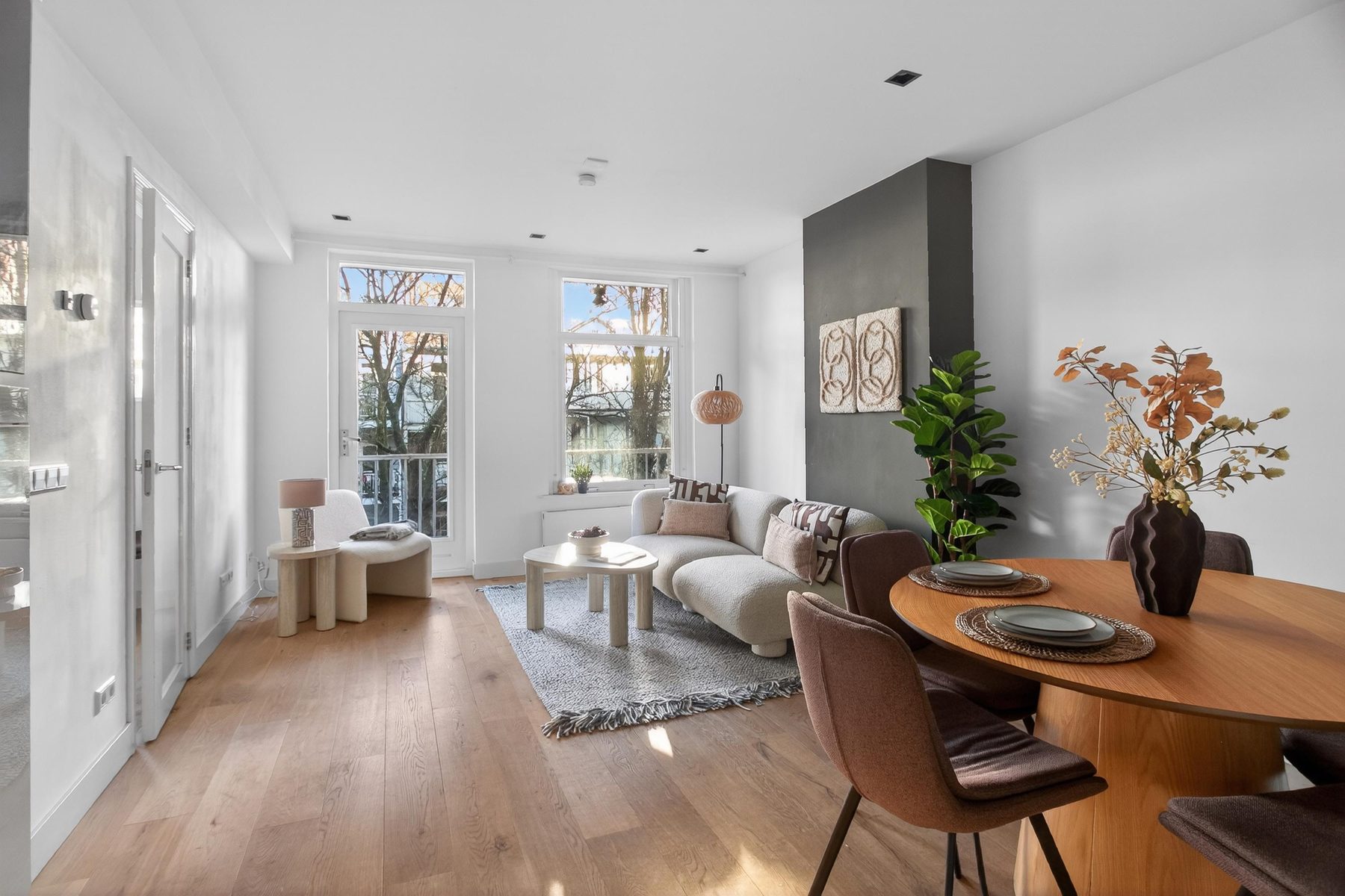 
    Van Ostadestraat 13 2A|Amsterdam
