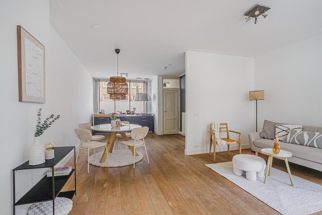 AMSTERDAM Van Ostadestraat 284 H