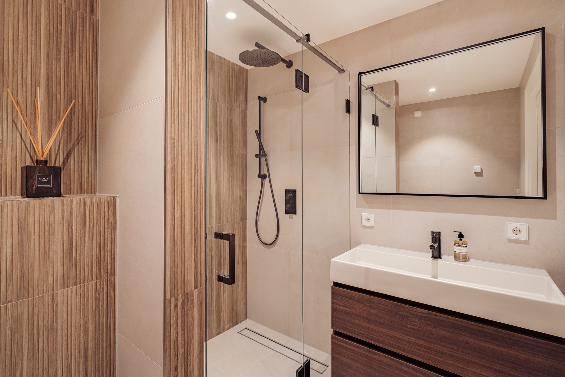 AMSTERDAM Vossiusstraat 76image 24