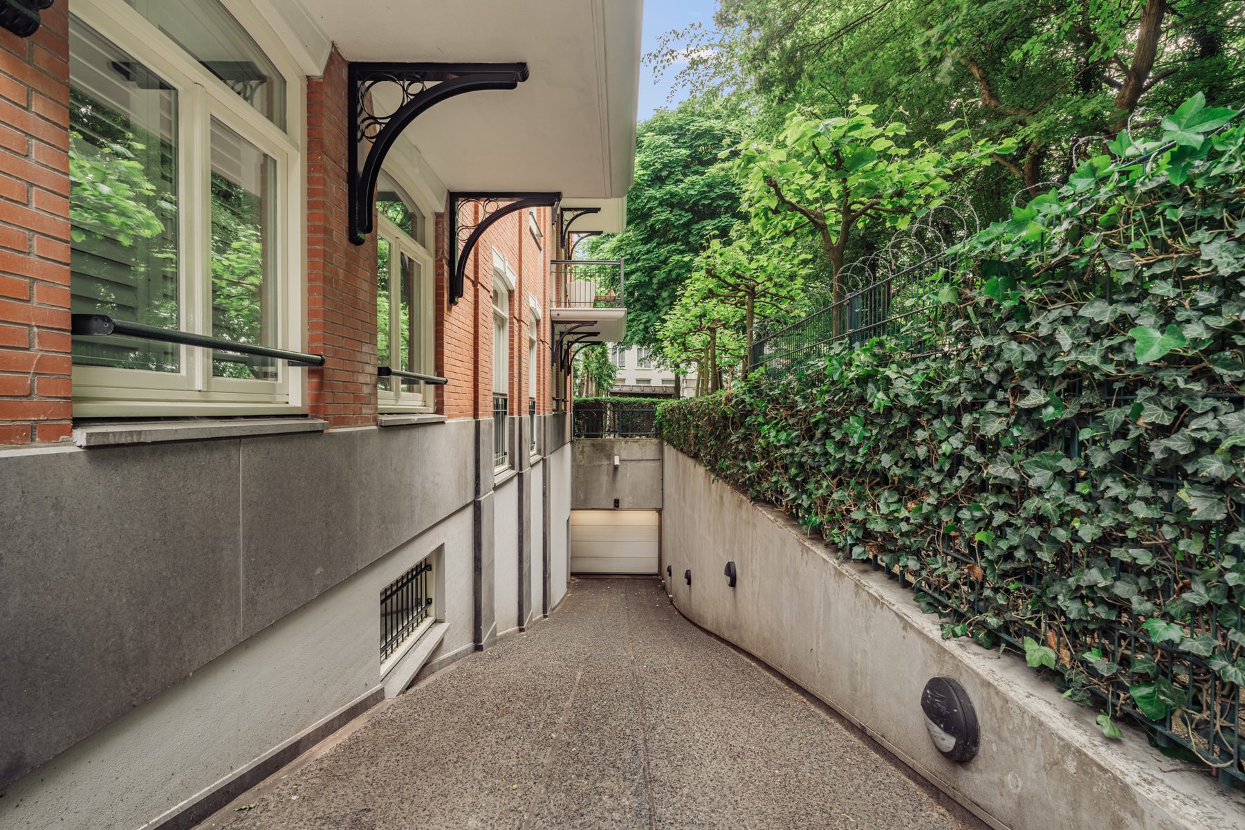 AMSTERDAM Vossiusstraat 76image 32