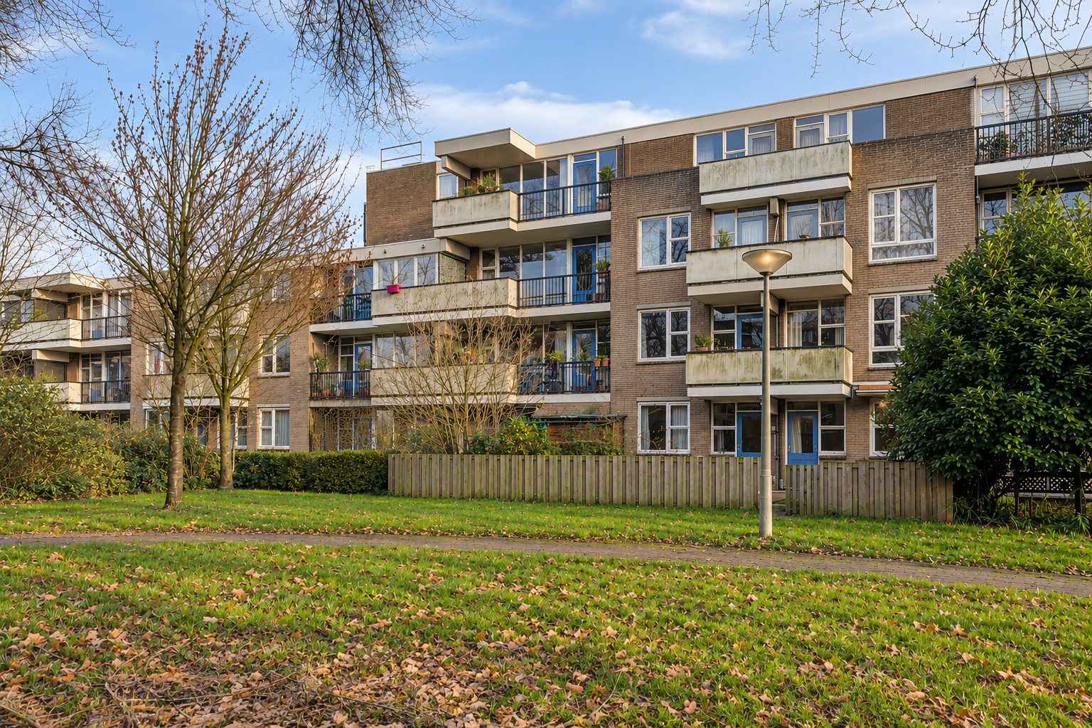 
    Wamelstraat 135|Amsterdam
