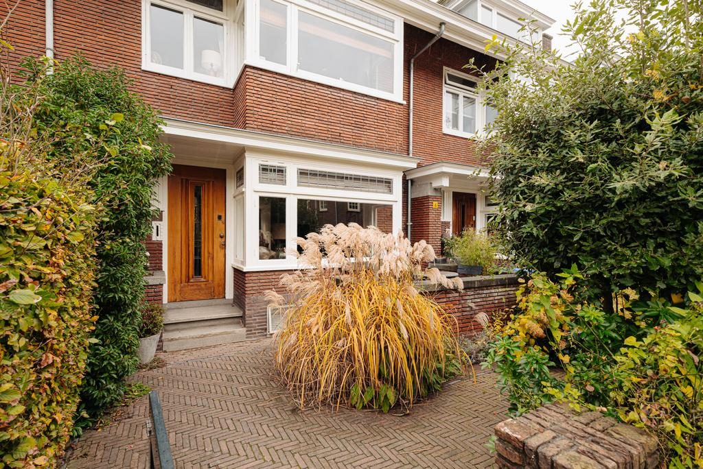 
    Willem Royaardsstraat 6|Amsterdam
