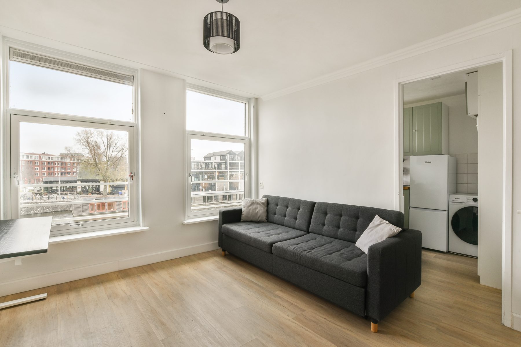 
    Zeeburgerdijk 9 D|Amsterdam
